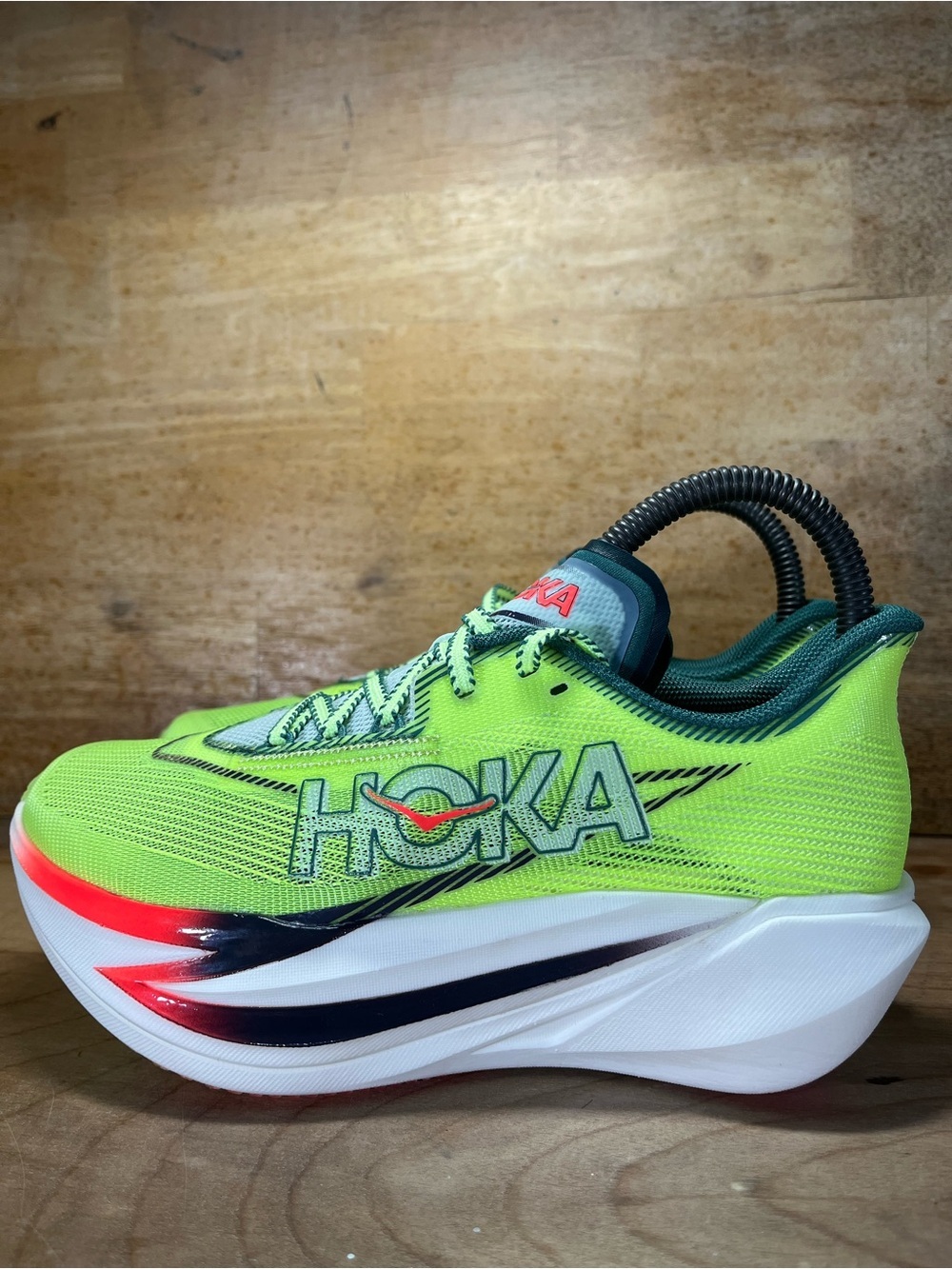 NEW Hoka One One Cielo X1 3.0 Womens Size 6 Running Shoes Neon Yuzu/Thyme - Picture 6 of 13